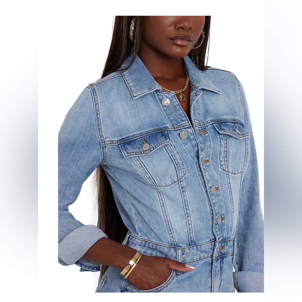 New GUESS
Women's Cotton Kenia Button-Front Denim Dress - Picture 3 of 10